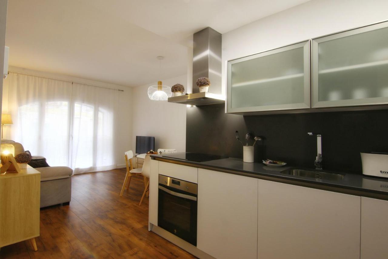Apartamentos Almada Zaragoza Exterior photo