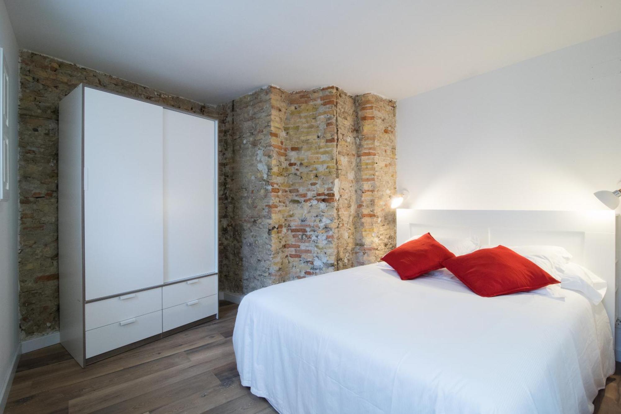 Apartamentos Almada Zaragoza Exterior photo